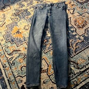 Zara jeans. Euro size 40/ Us size 8. Slightly distorted look in one spot.